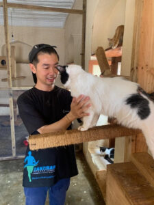 Paka Clinic Volunteer 001